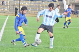 Cosal y Soccer disputan el último cupo para la liguilla