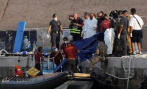 Rescatan a más de mil inmigrantes ilegales en las costas de Italia