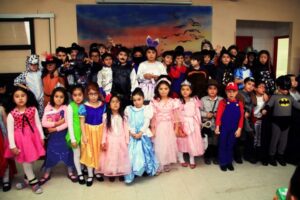 Niños se caracterizaron como sus personajes favoritos