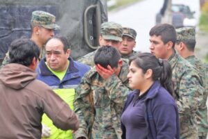Violenta agresión de barristas a soldados