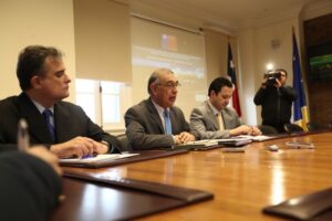 Alcalde de Natales y licitación de aeropuerto: 
