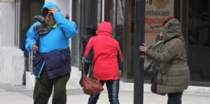 Entre 80 y 90 km/h de viento habrá en Punta Arenas