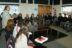 Santana sostuvo encuentro con presidentes de centros de alumnos