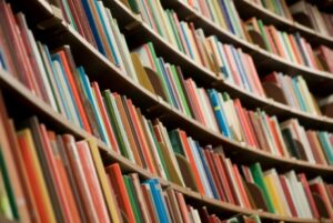 Lanzamiento del Segundo Concurso Literario Escolar “Parra 100 (pre) Parra”