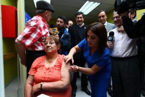 Subsecretario de Salud llega a Punta Arenas para reforzar campaña