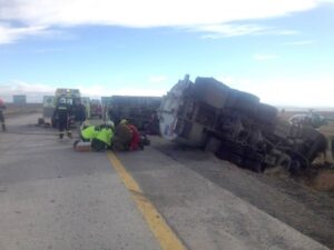 Colisión de camiones en Ruta 9 Norte deja como saldo una víctima fatal y dos lesionados