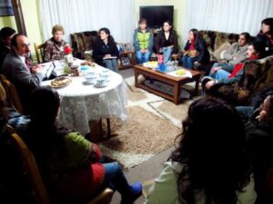 Vecinos de Nueva Independencia plantearon iniciativas comunitarias al seremi de Vivienda y Urbanismo