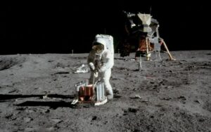 Objetos de la primera misión a la Luna serán subastados en Nueva York