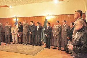 Carabineros reconoce el trabajo de la prensa en mes de aniversario