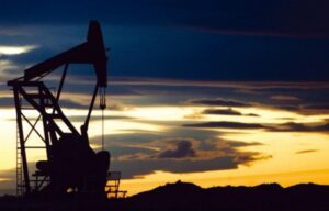 Empresas petroleras privadas no pagan impuestos por explotación de hidrocarburos en Magallanes