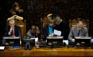 Senado aprobó el proyecto de ley para voto chileno en el extranjero