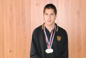 Natalino destacó con dos medallas en el campeonato nacional de atletismo