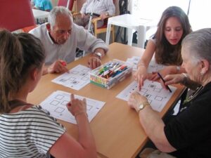 Talleres de estimulación cognitiva para adultos