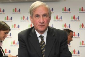 Jura nuevo senador de la DC por la Región del Maule