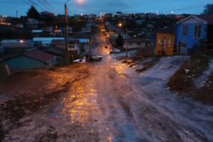Formación de escarcha en las calles provoca primeras caídas