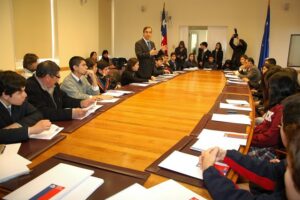 Autoridades lideran primera sesión de Consejo Asesor Consultivo Juvenil de la Intendencia