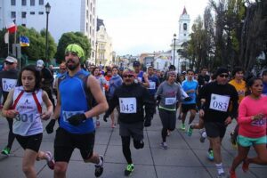 Masiva corrida por el Día del Trabajador en Punta Arenas