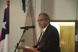 Inach cumple 50 años con ceremonia en homenaje a ex director de la institución
