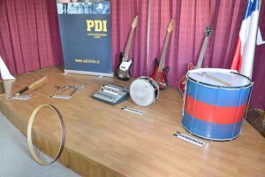 Recuperan instrumentos sustraídos desde escuela