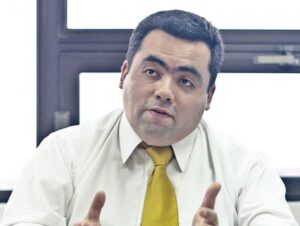Gobierno retomará política de  “clusters” y dejará empresas pequeñas en manos de Sercotec y Fosis