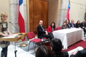 Valoran creación de bancada transversal de parlamentarios por los derechos de la infancia