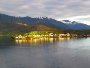 Cremarán restos de tripulante fallecido en Puerto Edén