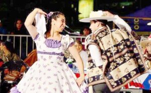 Campeonato regional de cueca adulto en Punta Arenas