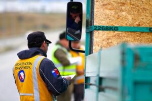 Fiscalizan transporte público en Punta Arenas