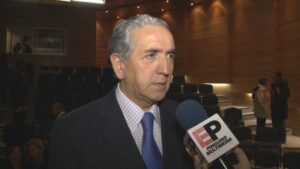 Candidato a rector de la UMAG Juan Oyarzo presentó programa de trabajo