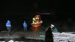 Armada apoyó en la Antártica evacuación médica de tripulante filipina
