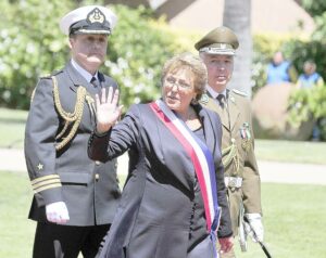La noche del lunes arribaría Presidenta Bachelet en una visita de horas a Punta Arenas