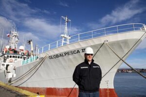 Globalpesca: Retornan dos buques