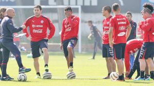 Chile intentará hacer historia ante Brasil en Mineirão