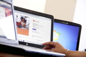 Por primera vez más del 50 % de los chilenos tienen acceso a Internet