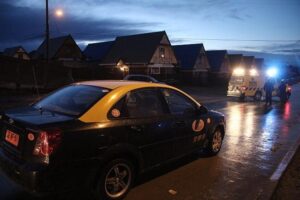 Madre e hija son atropelladas por radiotaxi en el sector noreste de Punta Arenas