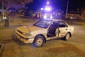 Dos lesionados graves tras  céntrica colisión de madrugada