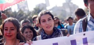Denuncian a carabinero infiltrado en marcha