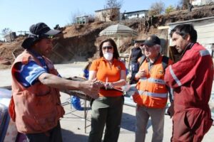 Municipalidad implementa etapa final de ayuda a damnificados por incendio