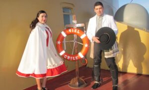 Marineros de la III Zona Naval representarán a Magallanes en el Campeonato Nacional de Cueca 2015