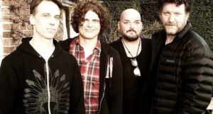 Músicos de Soundgarden, Pearl Jam, QOTSA, y OFF forman super grupo