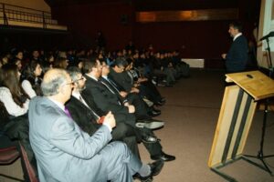 Dictan charlas a alumnos de Puerto Natales