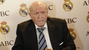 Murió Alfredo Di Stéfano, uno de los mejores jugadores de la historia del fútbol