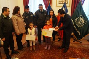 Premiación de dibujos infantiles