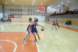 Se jugaron  dos partidos  en adultos