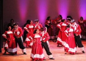Ballet Folcklórico Municipal celebra sus 4 años de trayectoria