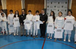 Municipalidad de Natales benefició a 350 personas con indumentaria deportiva