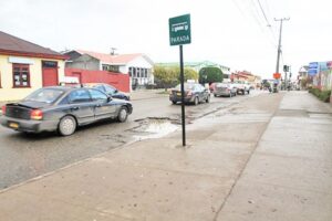 Municipio evaluará demandar a Serviu y GORE por estado de calles