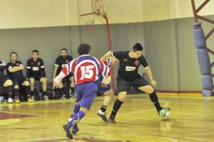 Tres líderes mandan en la competencia del Canadela