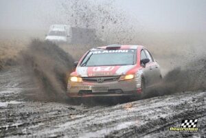 Más de 200 máquinas compiten por el Gran Premio de la Hermandad