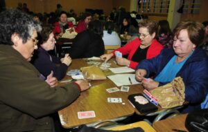 Más de 200 jugadores inscritos en XII Campeonato de Juegos de Salón del Adulto Mayor
